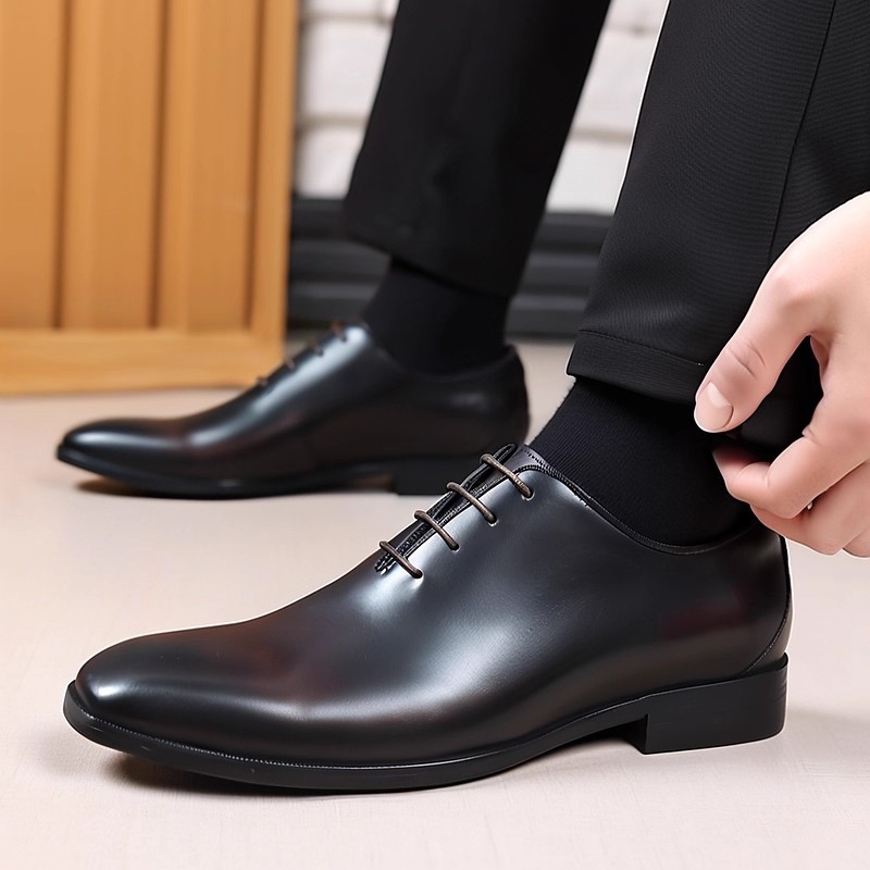 Men'S Formal Wear For Office - Designer lederen heren Wholecut Oxford schoenen