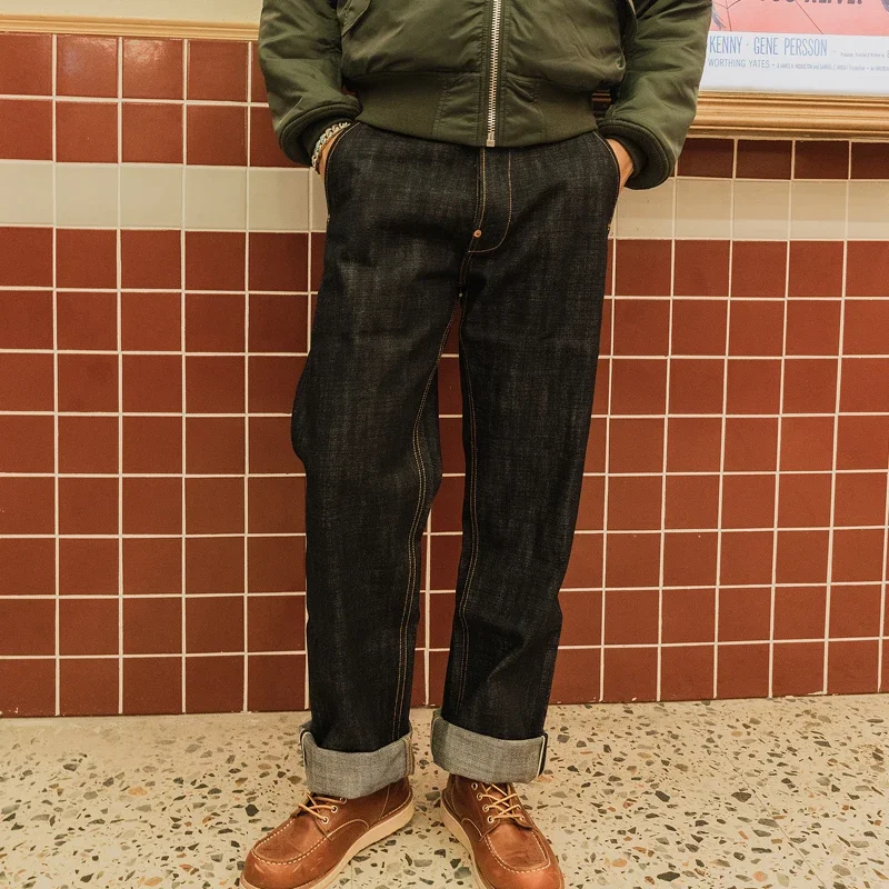 Rode Tornado 18oz zelfkant den - Levis Jeans 501 recensie en prijs