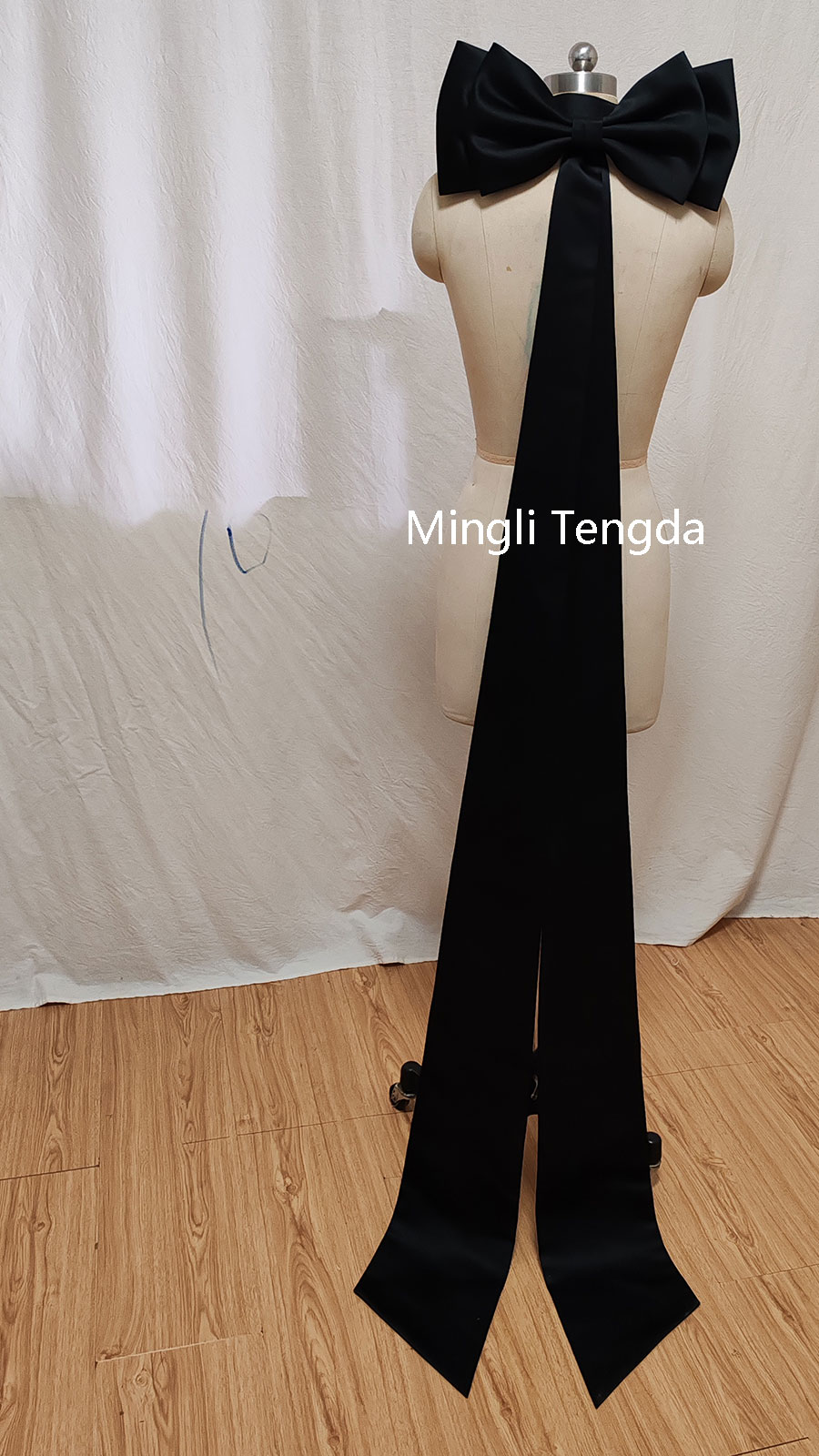 Mingli Tengda Vlek Gescheiden  - Satin Bow Tie recensie en prijs